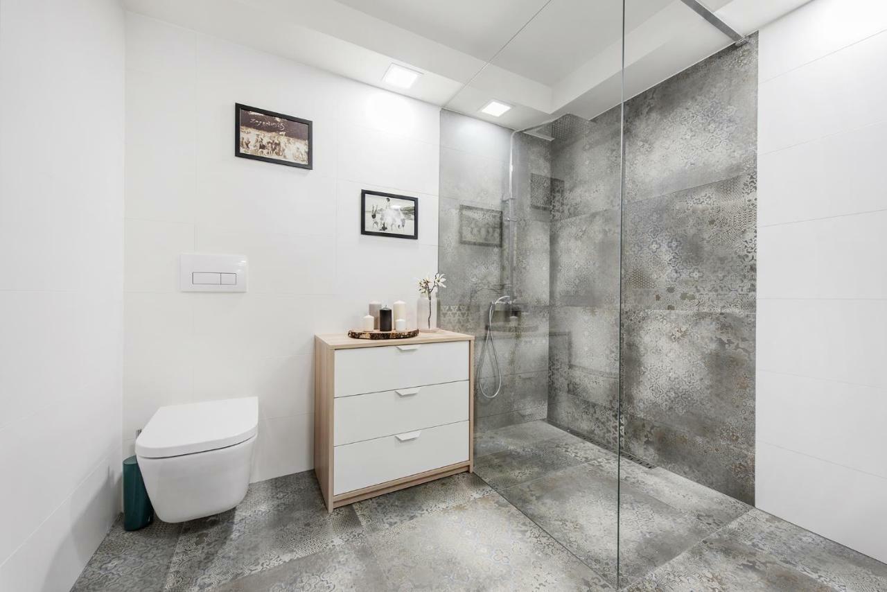 Starowislna 34 By Homeprime Krasków Eksteriør bilde